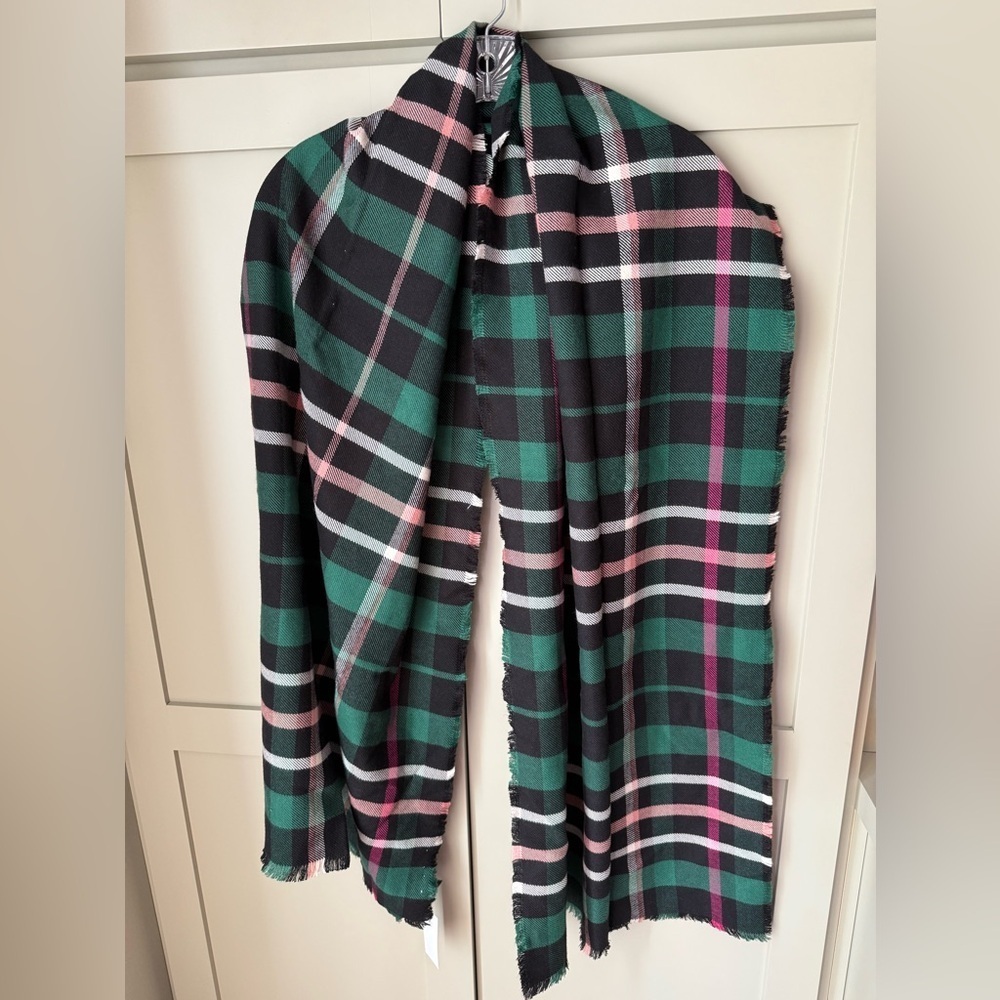 NWT Ann Taylor Raiza Plaid Blanket Scarf Approx 22x78 Green White Pink Black